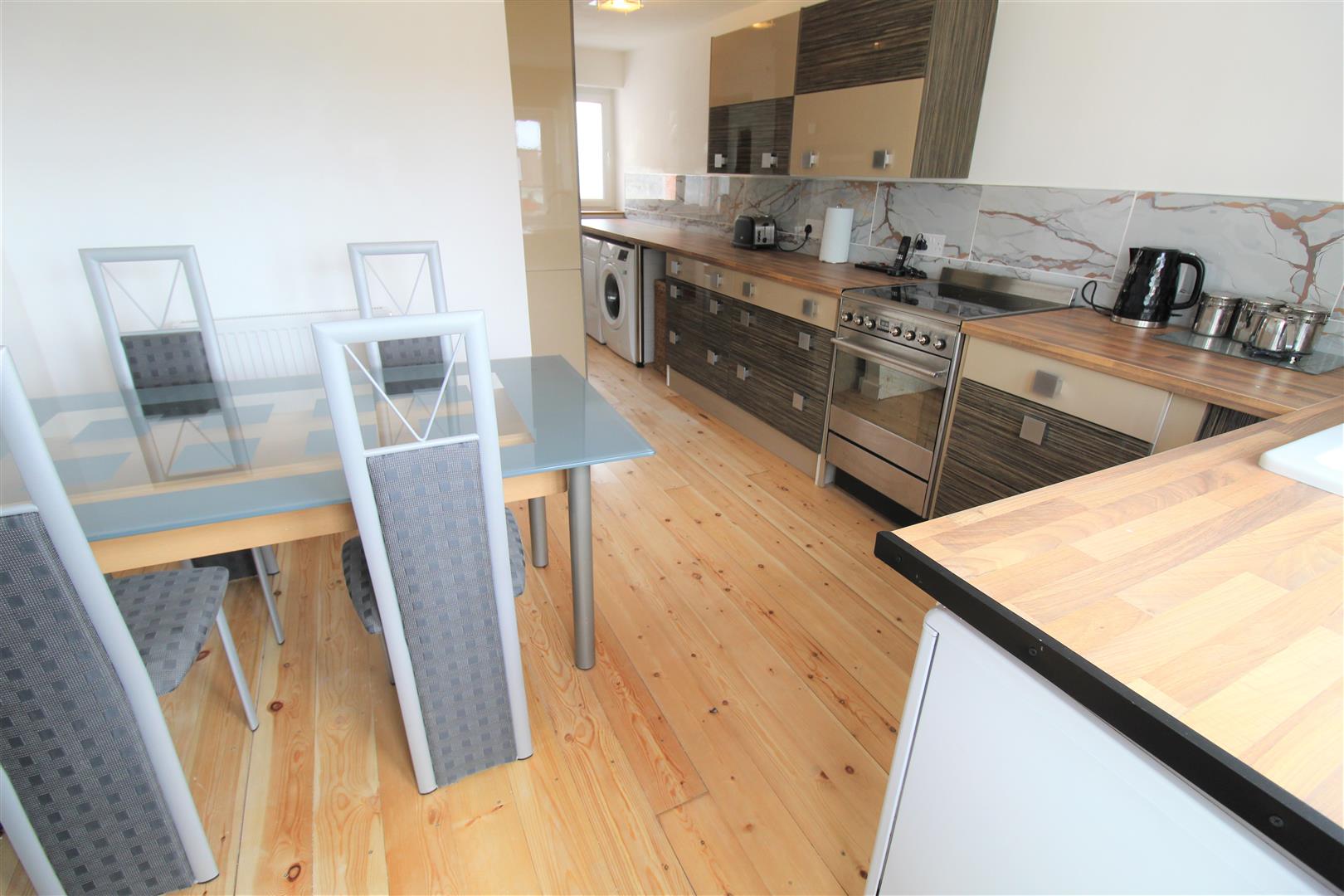 Crestway Road, Baddeley Green, Stoke-On-Trent